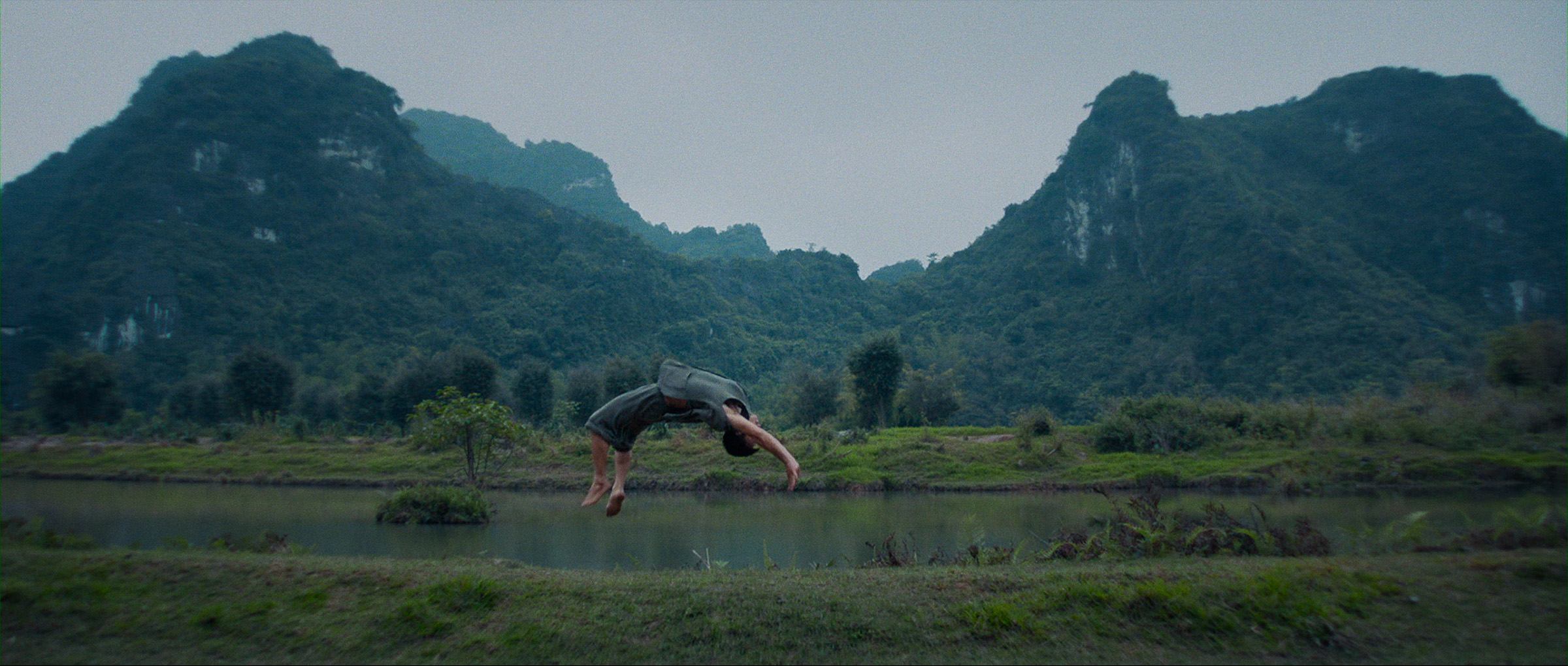 SÔNG TRANG 18